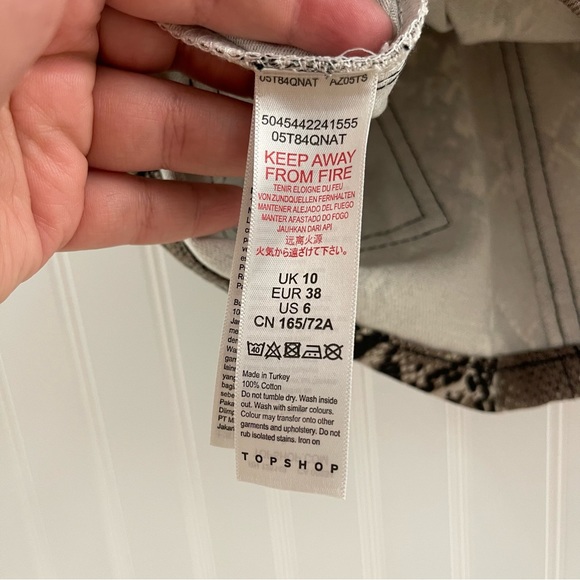 TopShop Snake Print Denim Mini Skirt Sz 6 - Picture 4 of 4